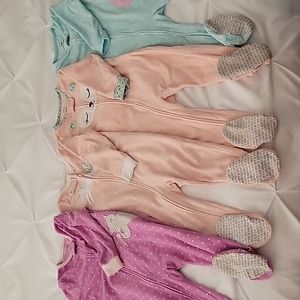 4 Toddler 2T Carters Pajamas